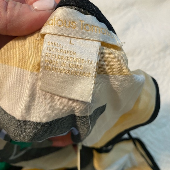 🆕 100% rayon COLORFUL sundress ☀️with adjustable straps- SO FUN!!!! - Picture 6 of 8